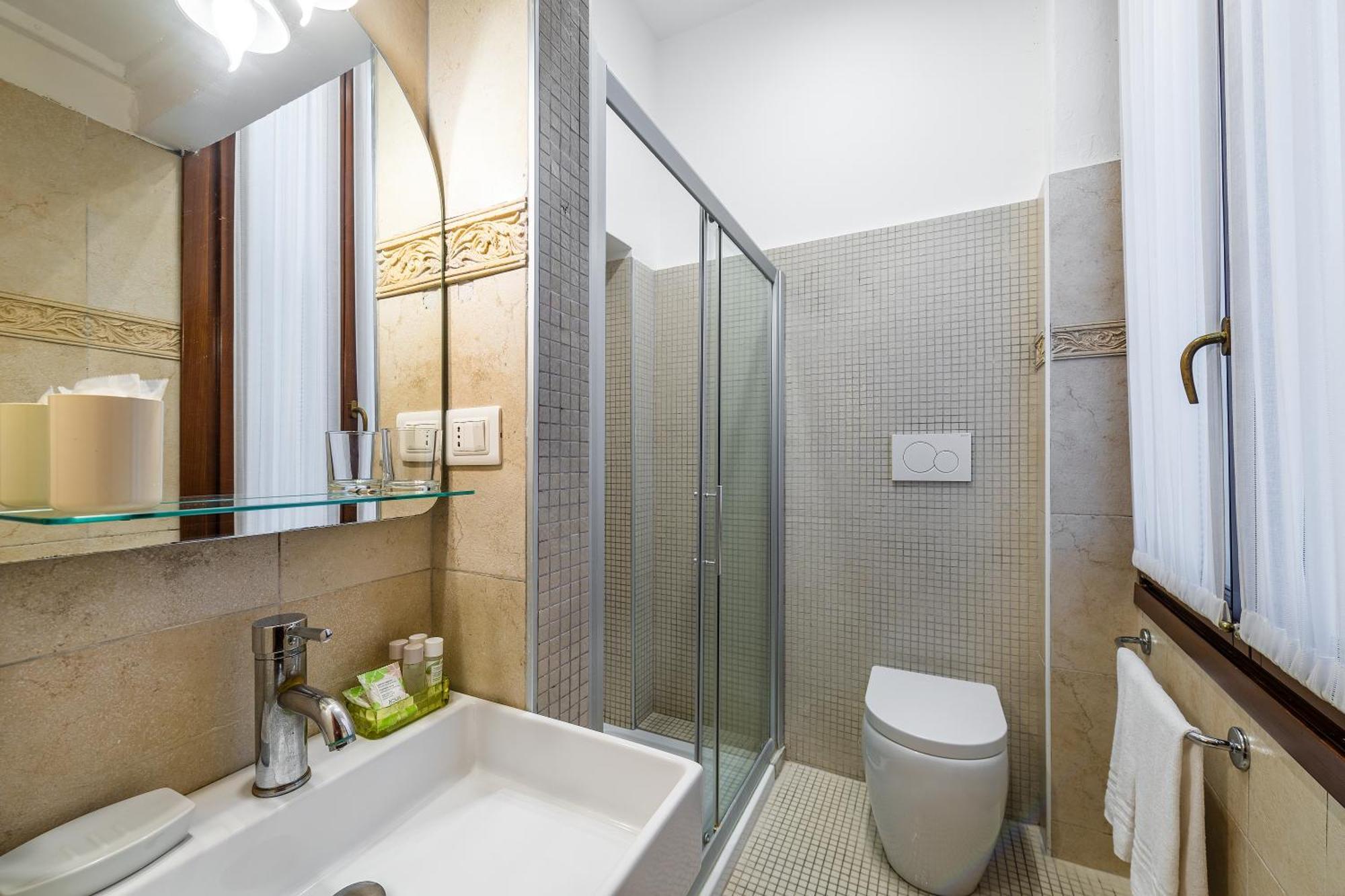Classic Double Room,1215998593:JPEG