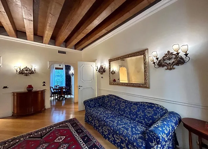 Suites Torre Dell'Orologio